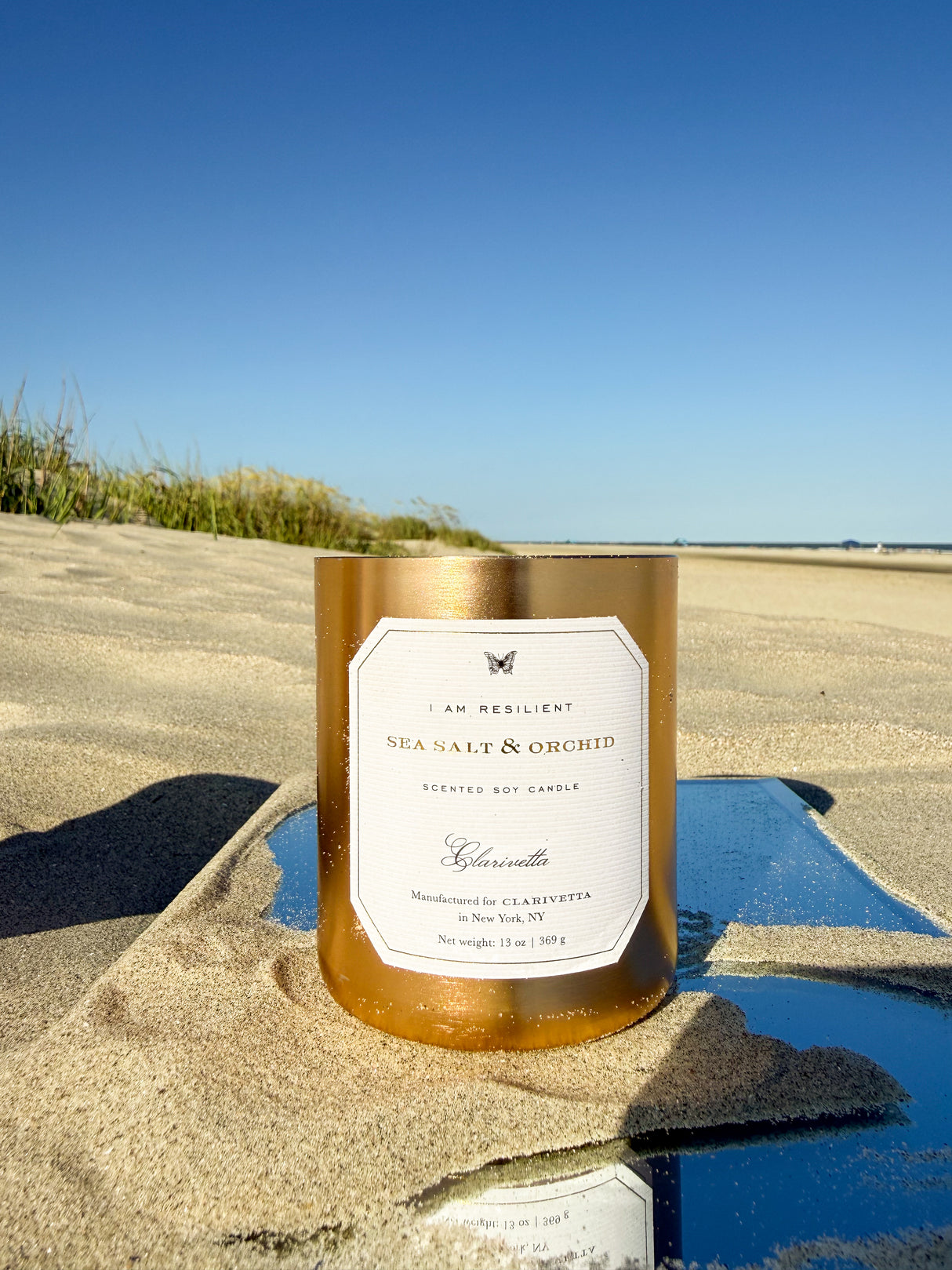 "I am resilient" candle